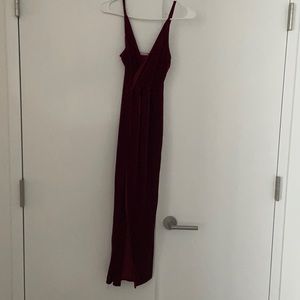 Sexy burgundy dress with slit